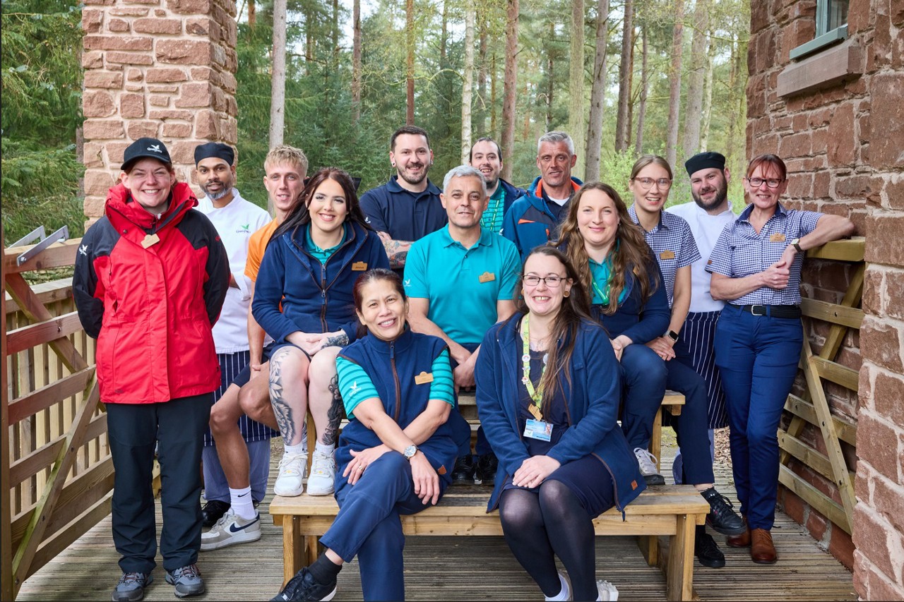 Group image of various Center Parcs colleagues 